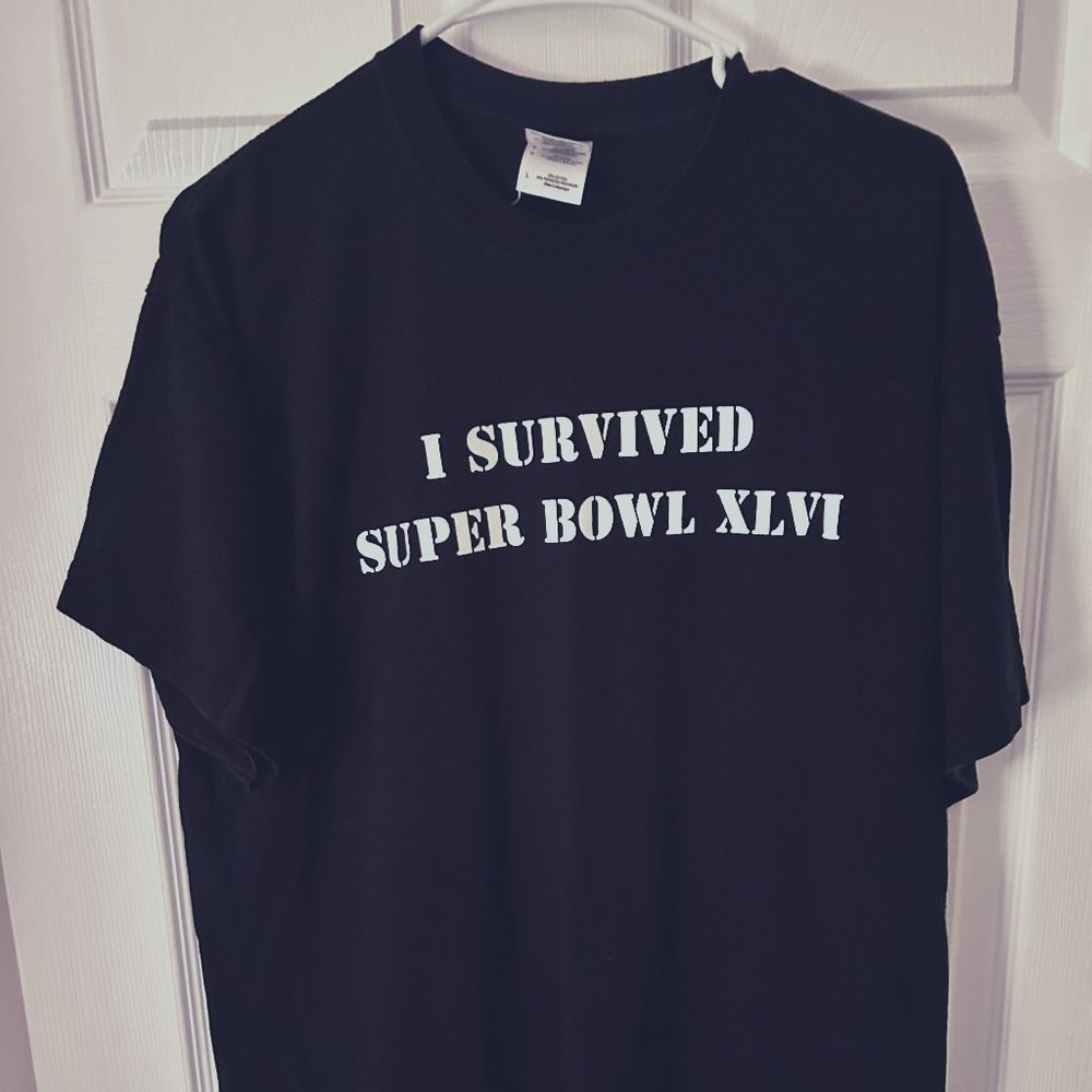 Men's Tee Shirt size L
